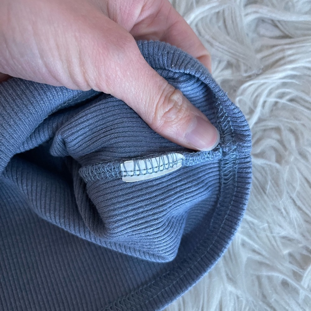 Layering tank - Picture 9 of 9